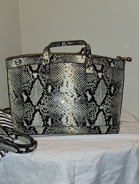 Henri Bendel NWT - Python-Print Tote Bag in Black and Cream - Women's Handbag